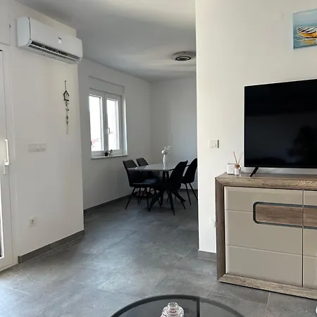 Apartman Relja *